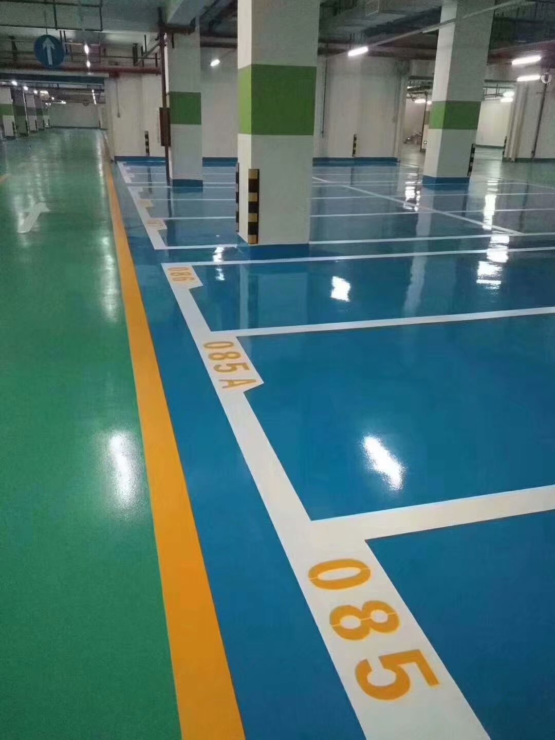环氧地坪漆的设计趋势：了解当今流行的地坪设计元素
